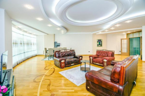 Baku Luxury Apartment AM4